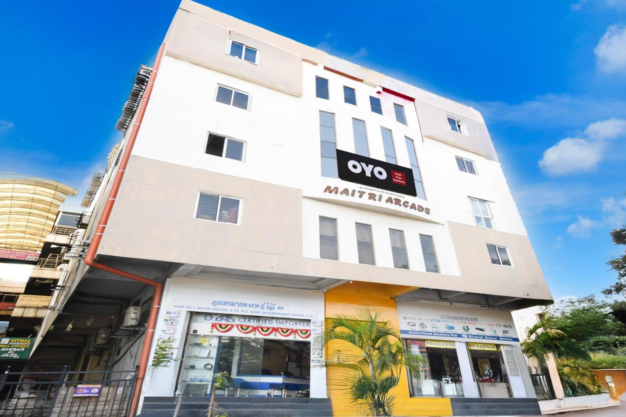 Hotel O Vaishnavi Residency Hyderabad Exterior photo