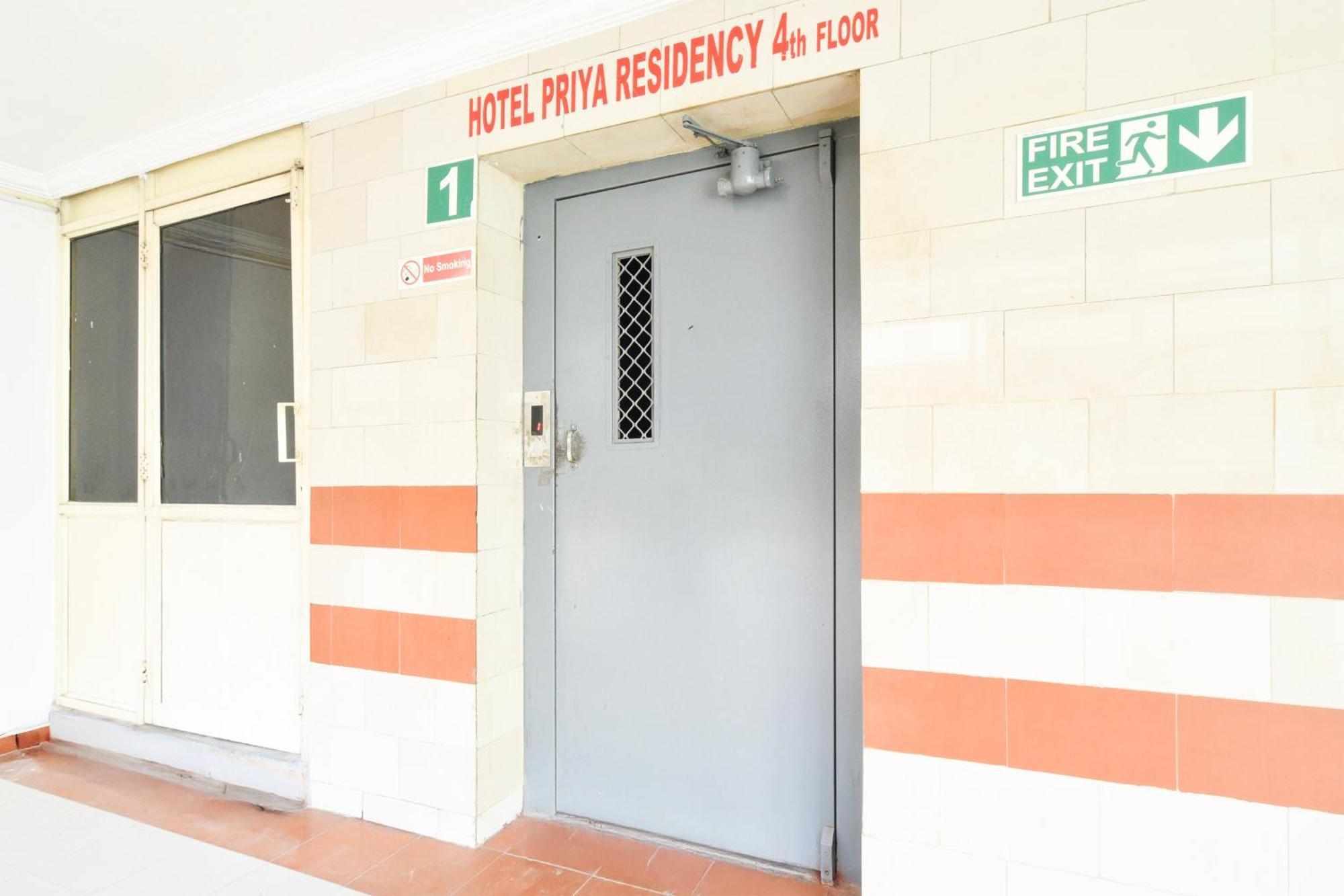 Hotel O Vaishnavi Residency Hyderabad Exterior photo