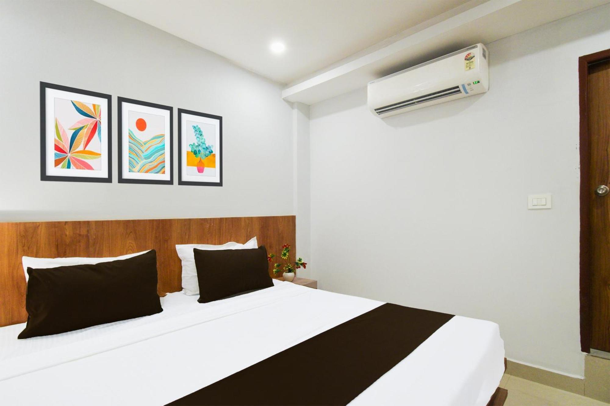 Hotel O Vaishnavi Residency Hyderabad Exterior photo