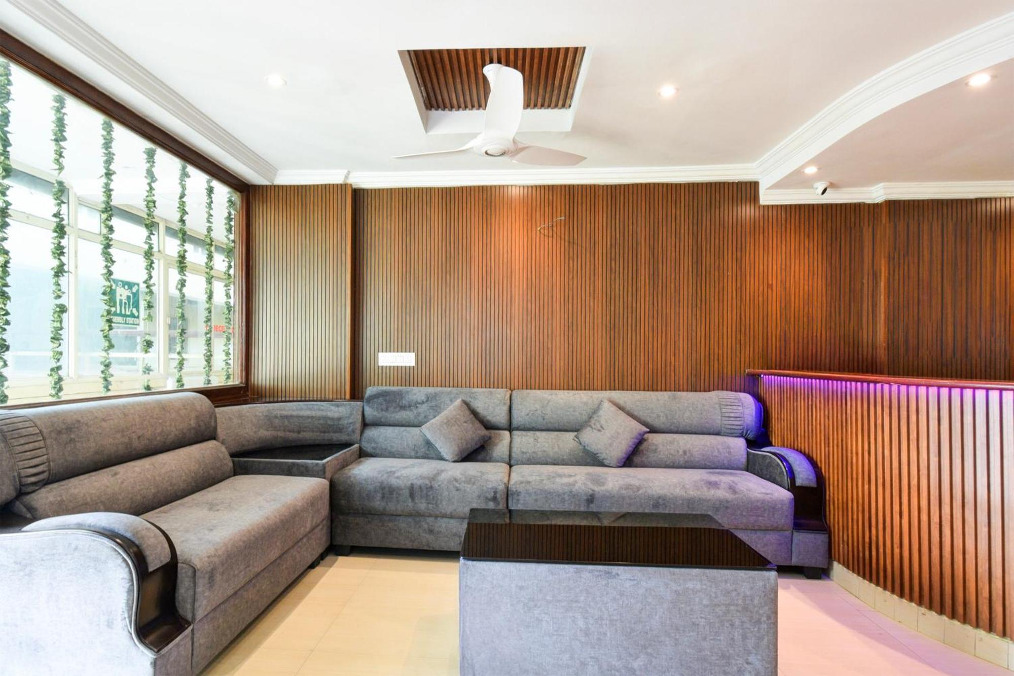 Hotel O Vaishnavi Residency Hyderabad Exterior photo